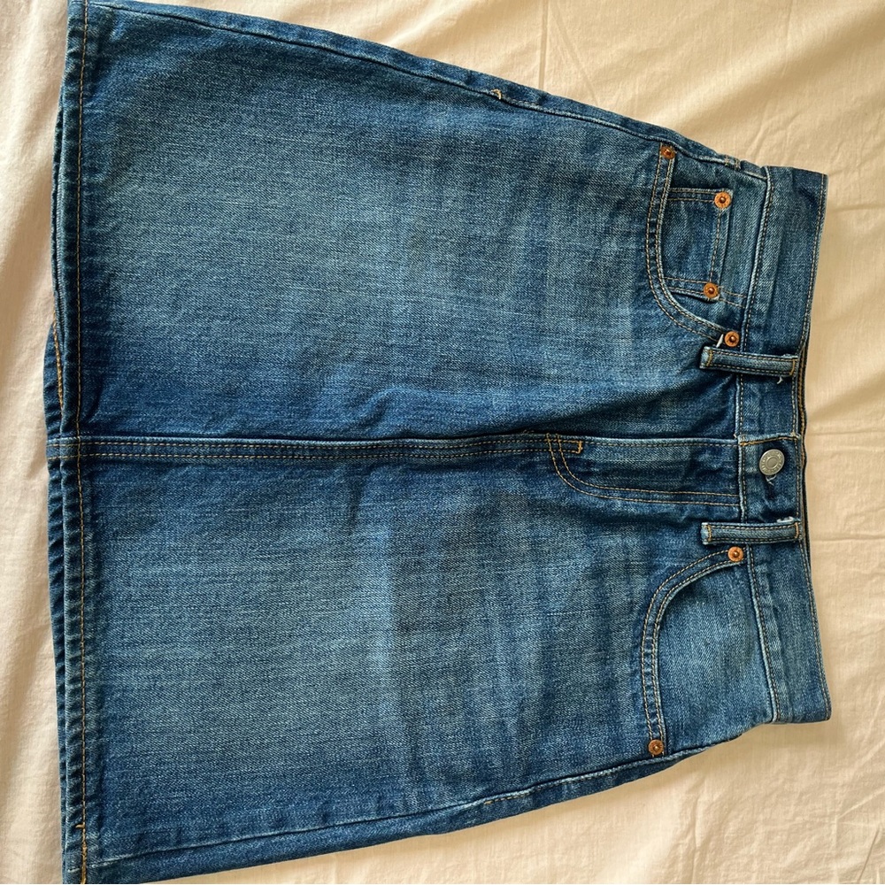 Levi jean skirt